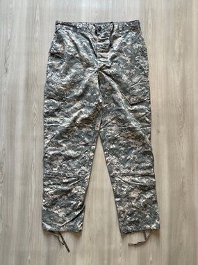 Vintage Y2K Digital Camo Military Cargo Pants Size Large Long